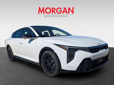 2025 Kia K4 - Photo 2