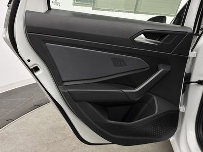 2025 Volkswagen Jetta - Photo 21