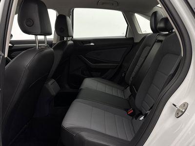 2025 Volkswagen Jetta - Photo 20