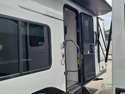 2026 Coachmen RV Apex Ultra-Lite - Photo 5