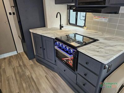 2026 Coachmen RV Apex Ultra-Lite - Photo 11