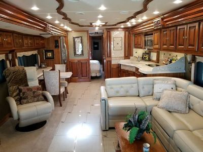 2013 Tiffin Motorhomes Allegro - Photo 1