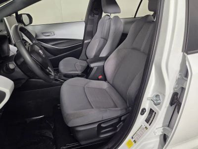 2025 Toyota Corolla — photo 12 view