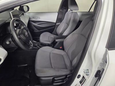 2025 Toyota Corolla — photo 11 view
