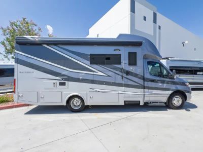 2027 Tiffin WAYFARER — photo 17 view