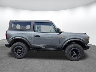 2022 Ford Bronco - Photo 3