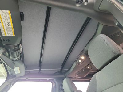 2026 Jeep Wrangler — photo 18 view