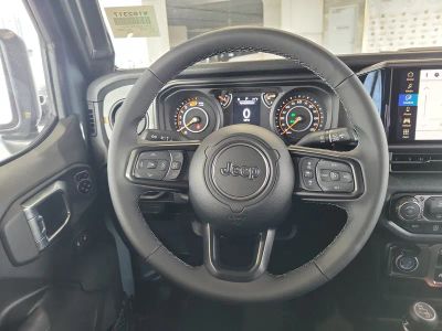 2026 Jeep Wrangler — photo 20 view