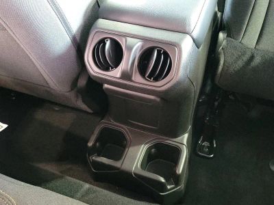 2026 Jeep Wrangler — photo 9 view