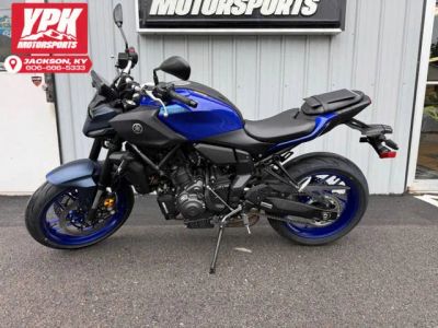 2026 Yamaha MT-07 — front three-quarter view