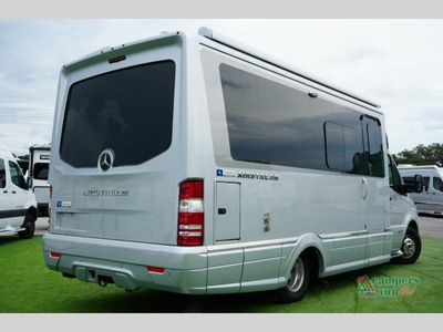 2021 Airstream Atlas - Photo 7