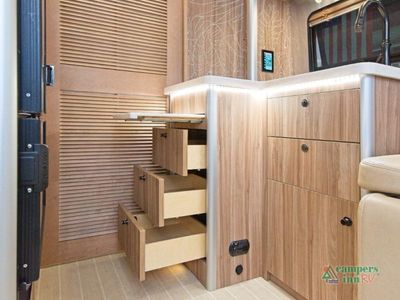 2021 Airstream Atlas - Photo 28