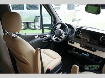 2021 Airstream Atlas - Photo 13