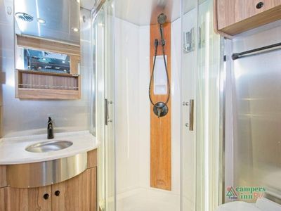 2021 Airstream Atlas - Photo 34