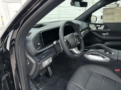 2026 Mercedes-Benz GLS - Photo 9