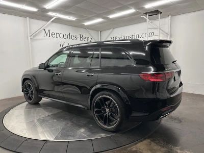 2026 Mercedes-Benz GLS - Photo 5
