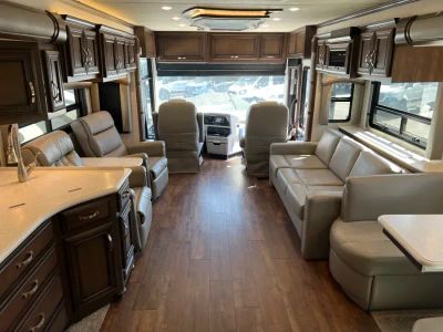 2021 Newmar KOUNTRY STAR — rear three-quarter view