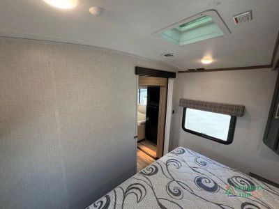 2024 Dutchmen RV Eddie Bauer - Photo 35