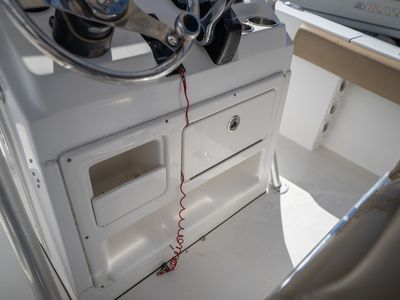2015 Sportsman Open 212 Center Console - Photo 20