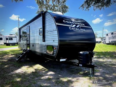 2027 Coachmen Catalina Legacy Edition — front three-quarter view