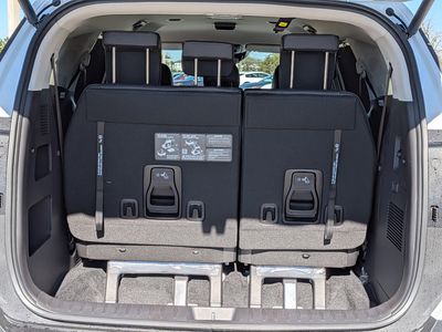 2026 Kia Carnival — photo 13 view