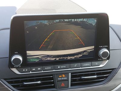 2025 Nissan Altima - Photo 16