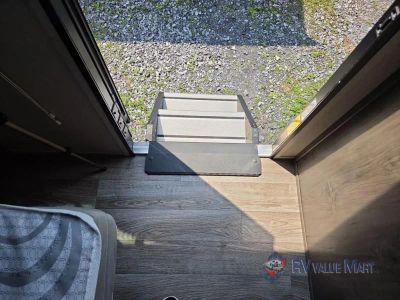 2021 Coachmen RV Clipper Cadet — photo 16 view