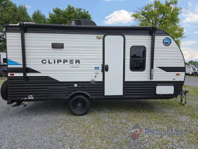 2021 Coachmen RV Clipper Cadet — photo 10 view
