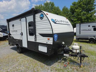 2021 Coachmen RV Clipper Cadet — front three-quarter view