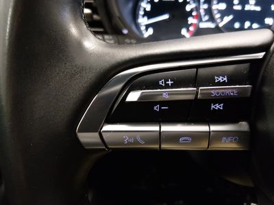 2023 Mazda Mazda3 Hatchback - Photo 24