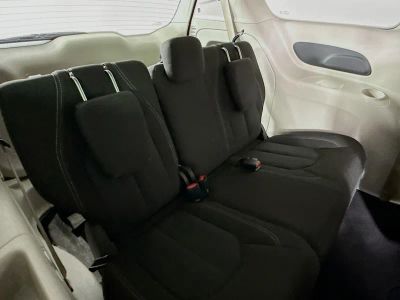 2023 Chrysler Voyager — photo 31 view