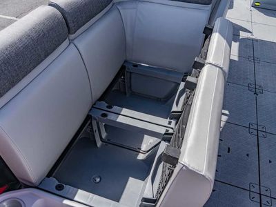 2025 Sea-Doo Switch Cruise 21 - 230 hp Painted - Photo 13
