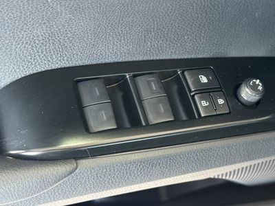 2026 Toyota Camry - Photo 13