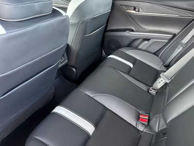 2026 Toyota Camry - Photo 4