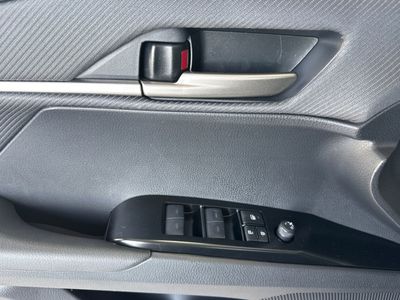 2026 Toyota Camry - Photo 12