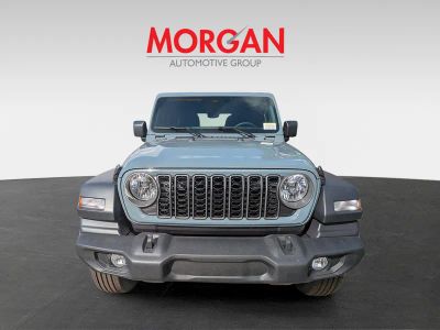 2026 Jeep Wrangler — photo 7 view