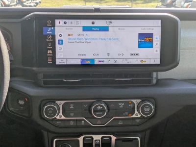 2026 Jeep Wrangler — photo 16 view