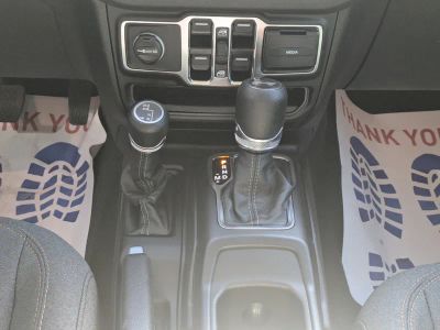 2026 Jeep Wrangler — photo 17 view