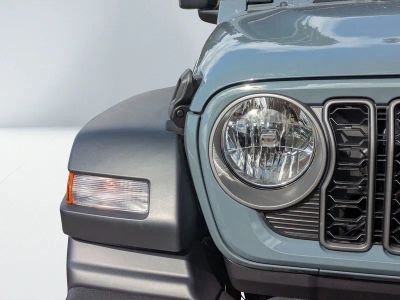 2026 Jeep Wrangler — photo 8 view