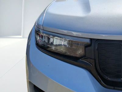 2025 Jeep Grand Cherokee — photo 8 view