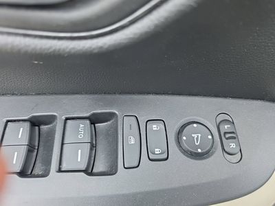 2024 Honda HR-V LX — photo 13 view