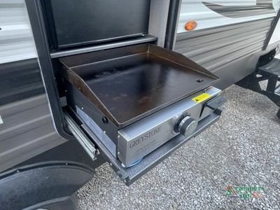 2023 Palomino Puma - Photo 10