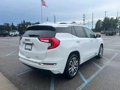2024 GMC Terrain — detail view