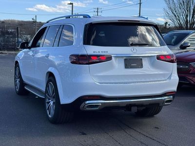 2026 Mercedes-Benz GLS — photo 8 view