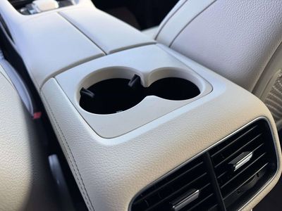 2026 Mercedes-Benz GLS — photo 32 view