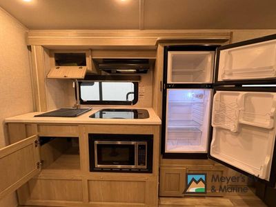2022 Forest River RV Flagstaff E-Pro - Photo 15