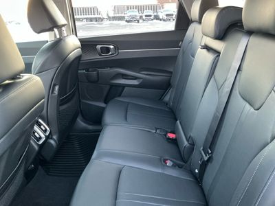 2026 Kia Sorento - Photo 6