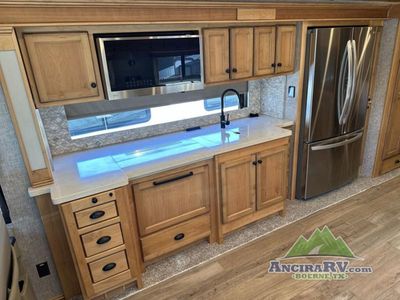 2023 Tiffin Motorhomes Allegro RED 360 - Photo 8