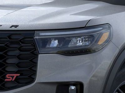 2026 Ford Explorer — photo 17 view