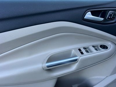 2017 Ford Escape - Photo 12
